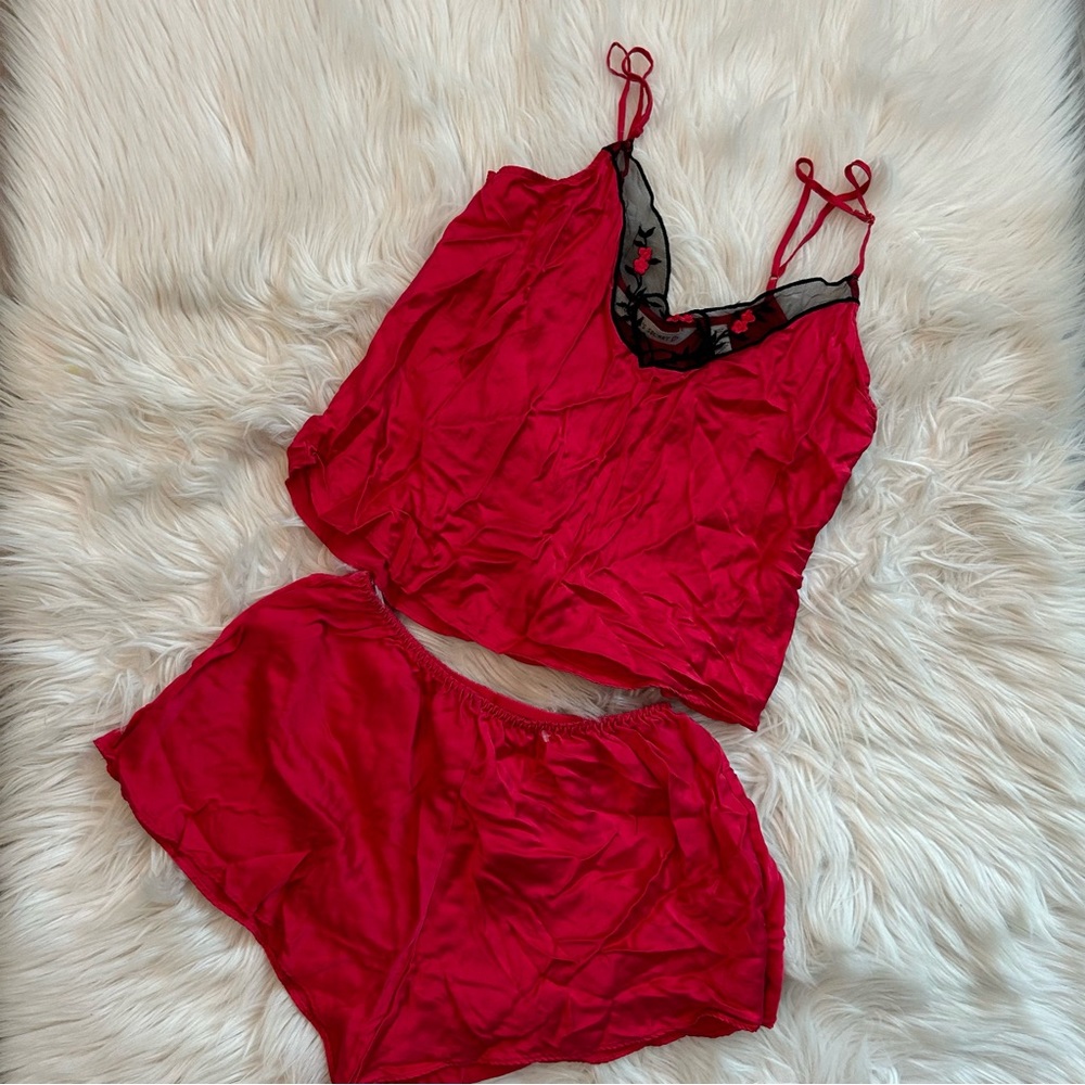 Vintage Victoria’s Secret Lounge Set 100 Silk Gem